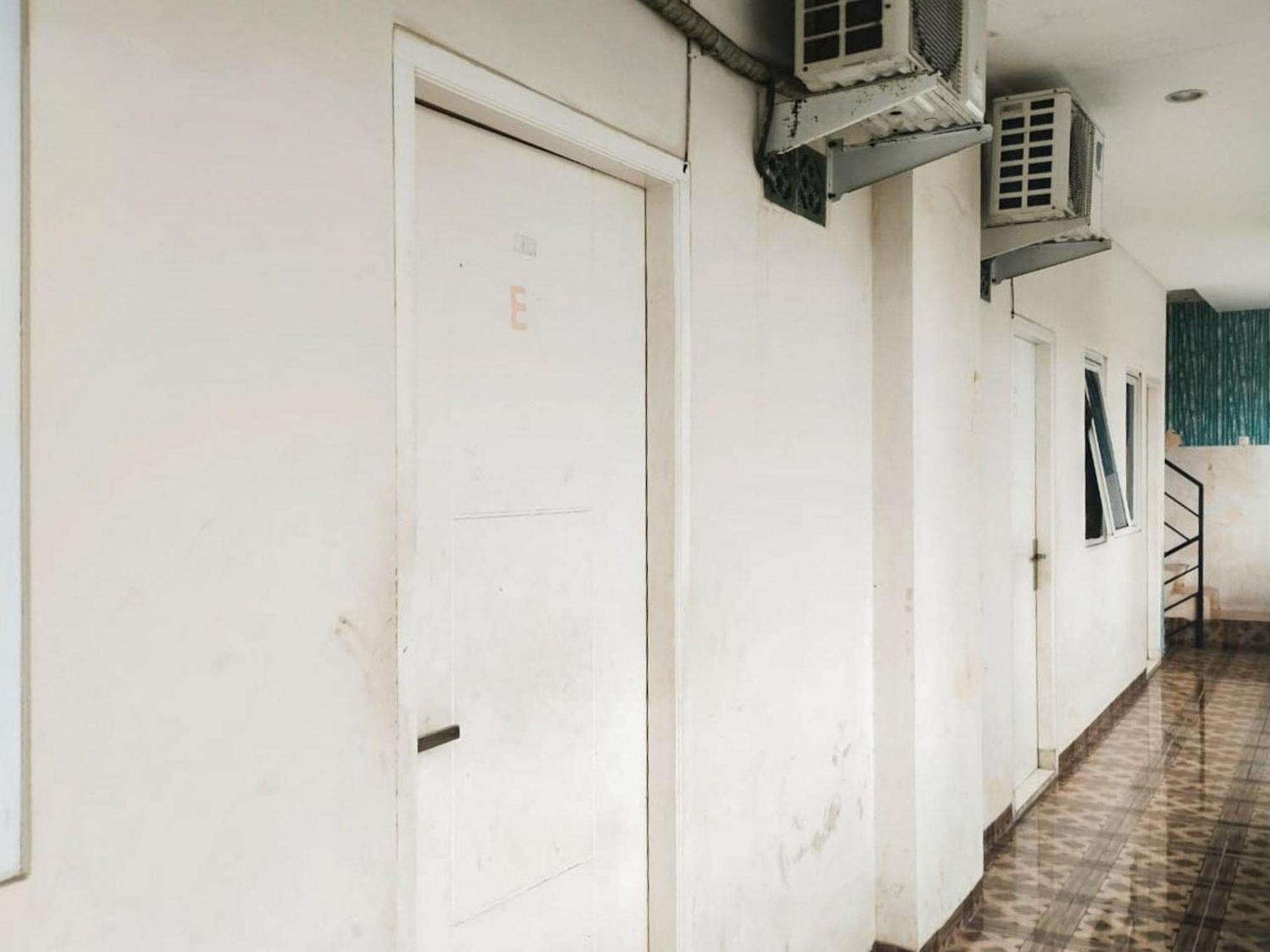 Hotel Reddoorz At Jalan Diponegoro Bandar Lampung Exterior foto
